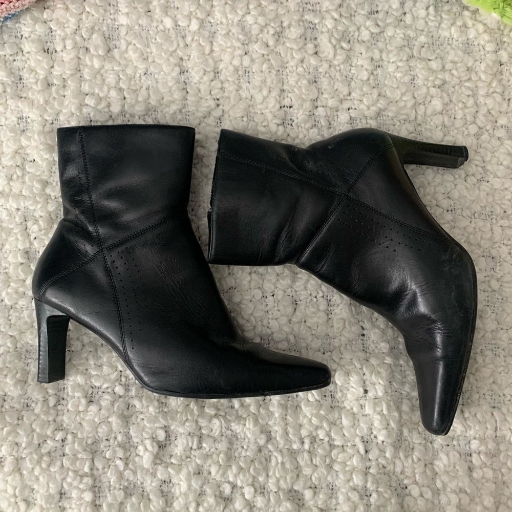 COPY - Vintage heeled boots